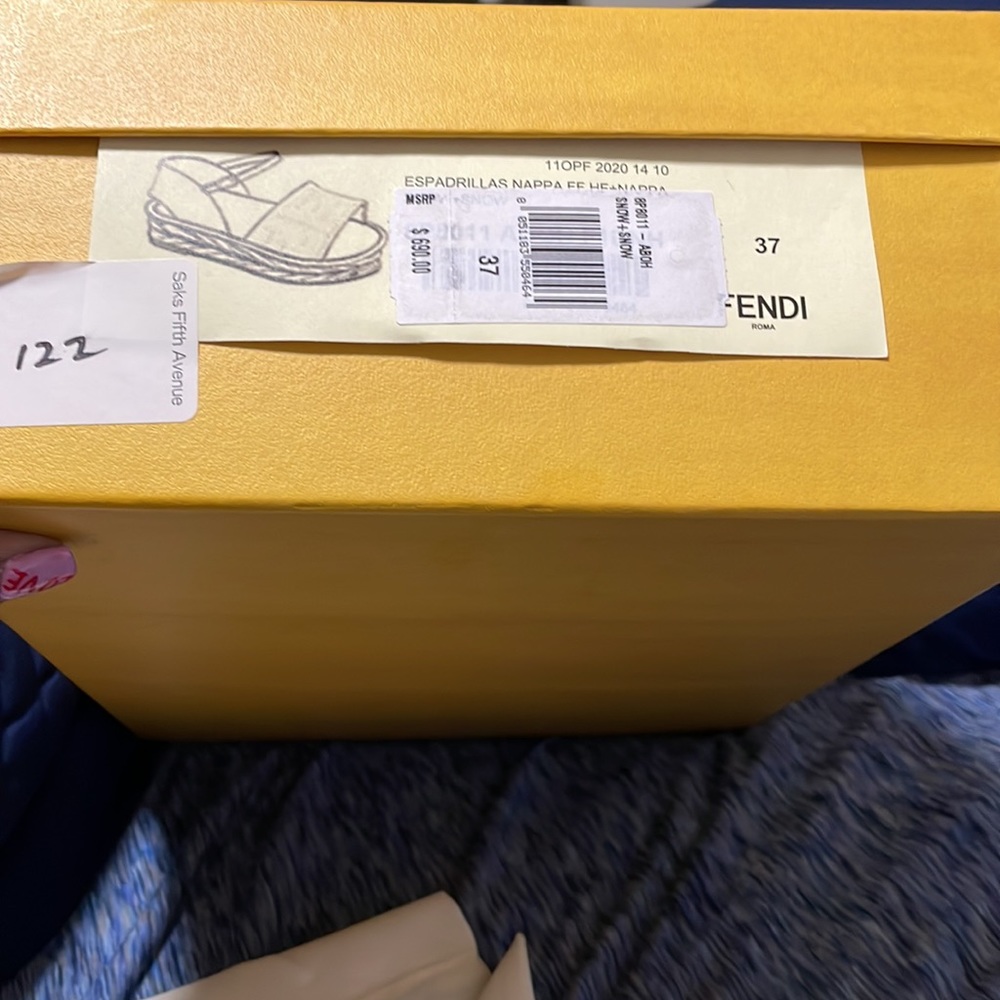 FENDI Sandals - Picture 5 of 5